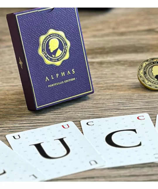 DMC Alpha V3 Portcullis Playing Cards – Cărți de joc premium | Emagie.ro