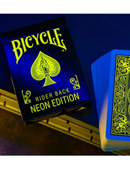 Bicycle Neon Rider Back Yellow-Starburst Playing Cards – Cărți de joc premium | Emagie.ro