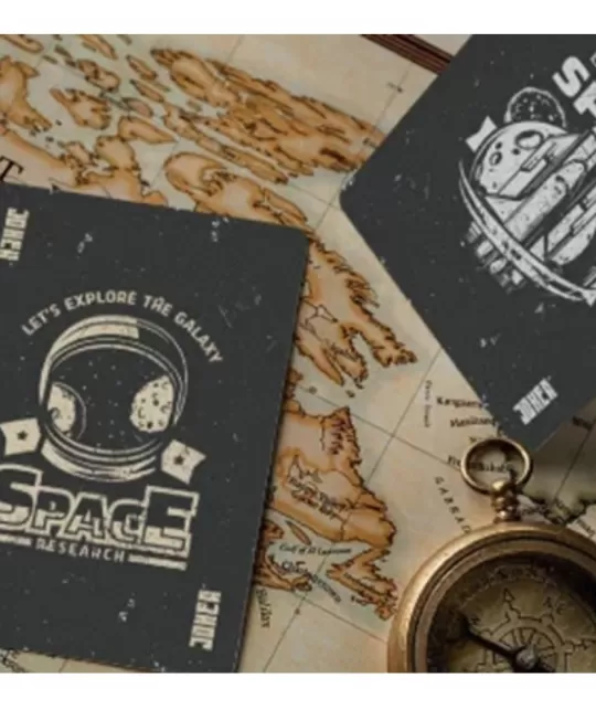 Space Adventure Playing Cards – Cărți de joc premium | Emagie.ro