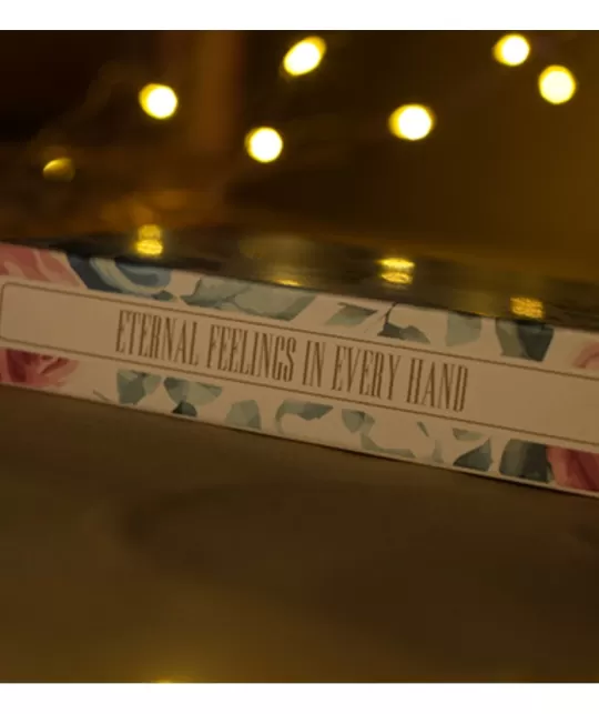 Flower Deck Roses Playing Cards – Cărți de joc premium | Emagie.ro