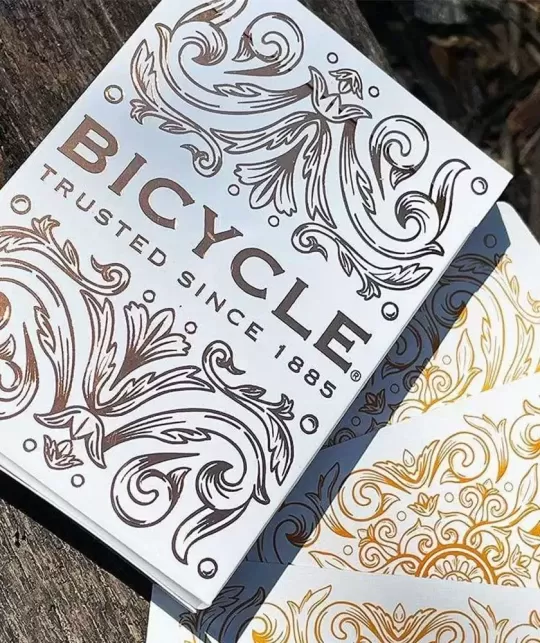 Bicycle Botanica – Cărți de joc premium | Emagie.ro