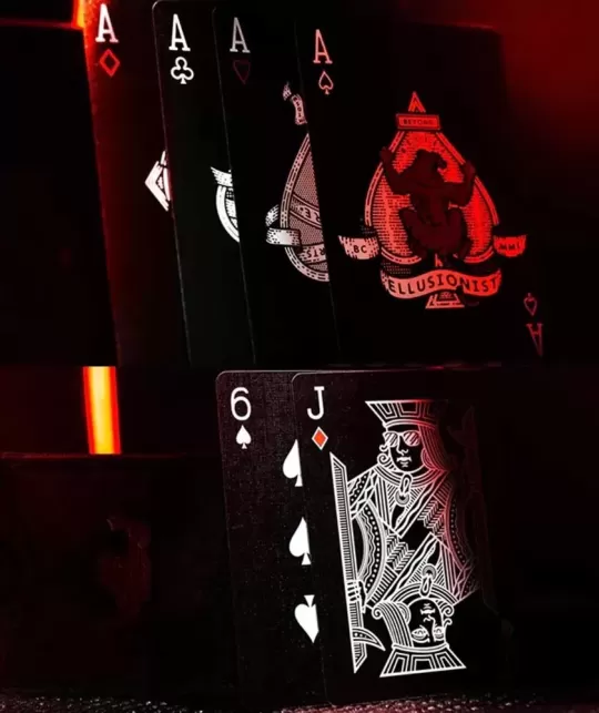 Ellusionist Black Anniversary Edition – Premium Playing Cards | Emagie.ro