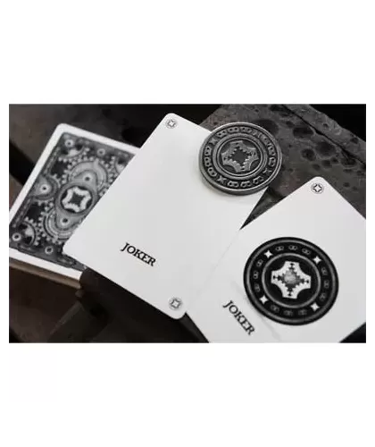 Mechanic Deck VR2 – Premium Playing Cards | Emagie.ro