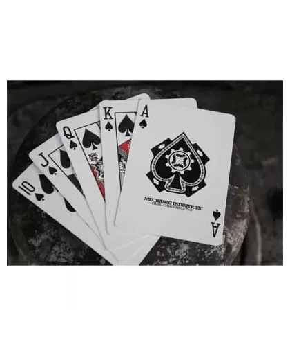 Mechanic Deck VR2 – Premium Playing Cards | Emagie.ro 2