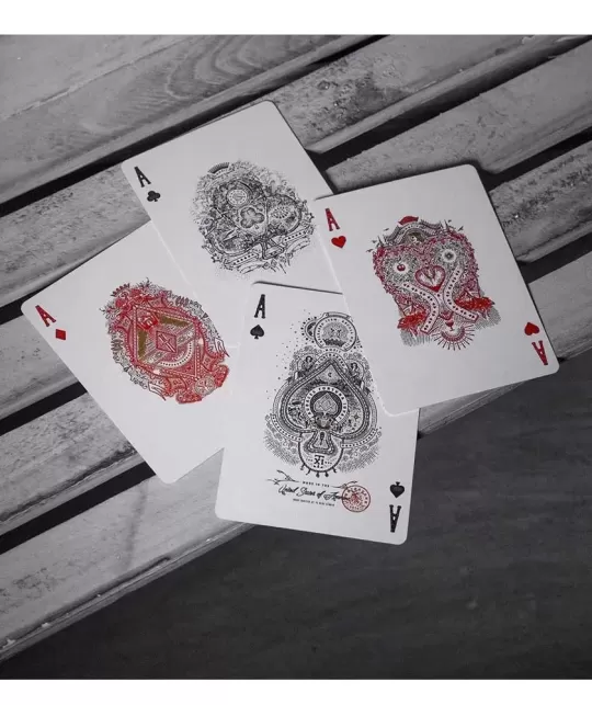 Contraband by Theory 11 – Cărți de joc premium | Emagie.ro