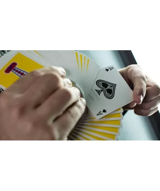 Modern Feel Jerrys Nuggets Yellow – Cărți de joc premium | Emagie.ro