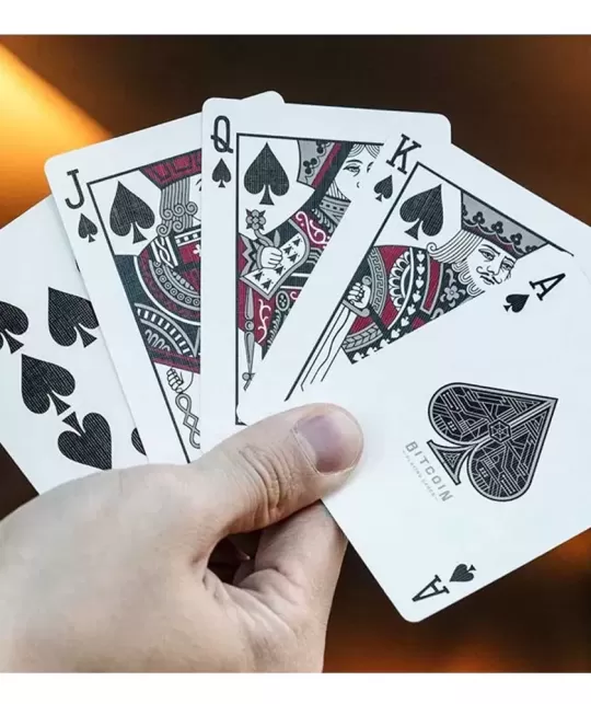 Bitcoin Black by Patrick Kun – Cărți de joc premium | Emagie.ro