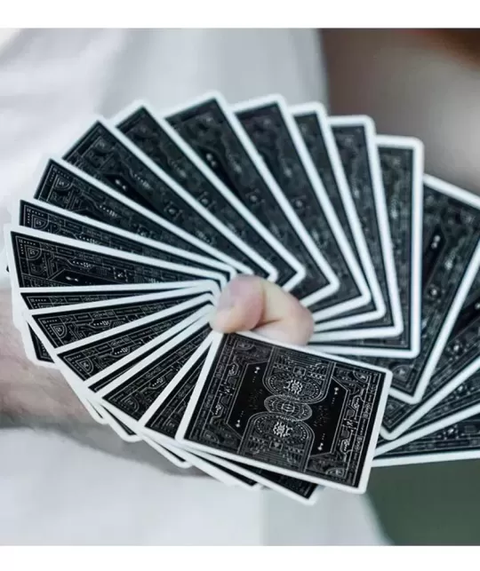 Bitcoin Black by Patrick Kun – Cărți de joc premium | Emagie.ro