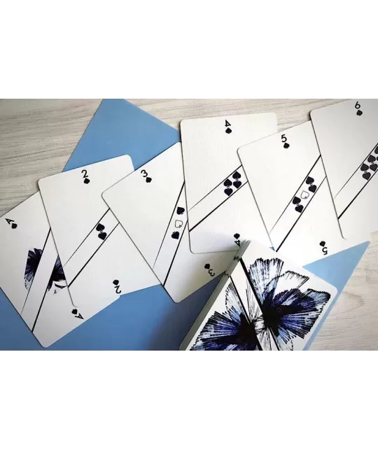 AXIAL Not a Deck – Cărți de joc premium | Emagie.ro