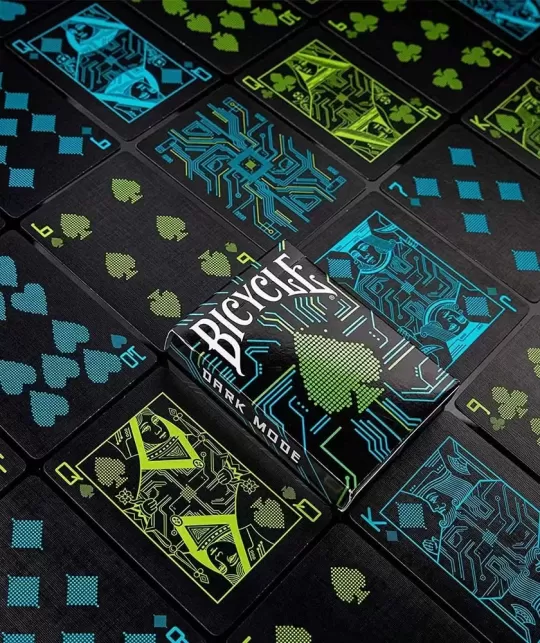 Bicycle Dark Mode – Cărți de joc premium | Emagie.ro