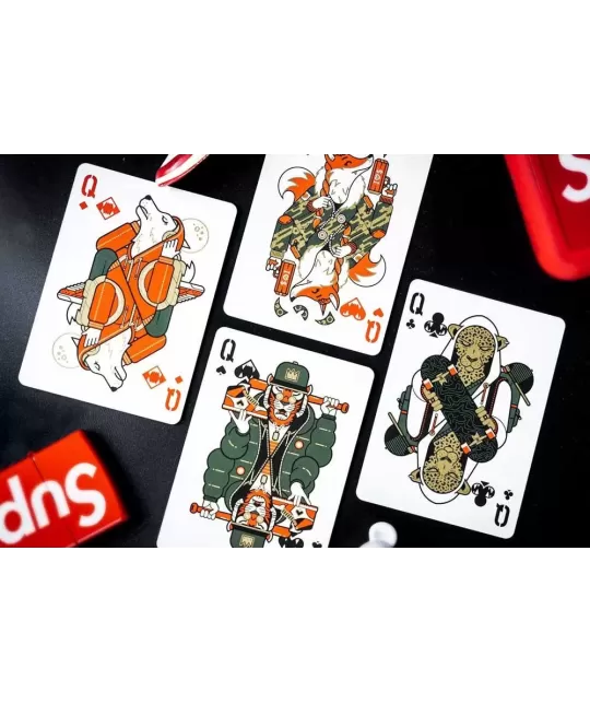 Hypebeast by Riffle Shuffle – Premium Playing Cards | Emagie.ro