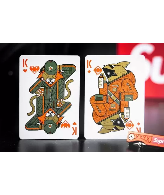 Hypebeast by Riffle Shuffle – Premium Playing Cards | Emagie.ro