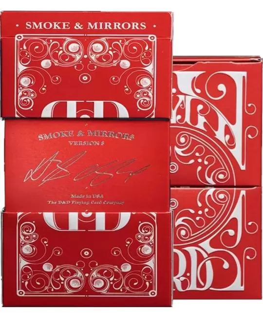Smoke & Mirrors v8 Deluxe Red – Cărți de joc premium | Emagie.ro