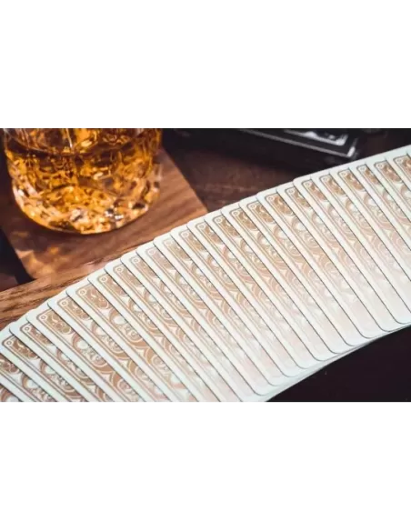 Smoke & Mirrors v8 Standard Gold – Cărți de joc premium | Emagie.ro