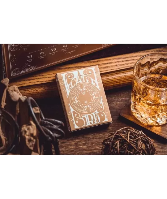 Smoke & Mirrors v8 Standard Gold – Cărți de joc premium | Emagie.ro