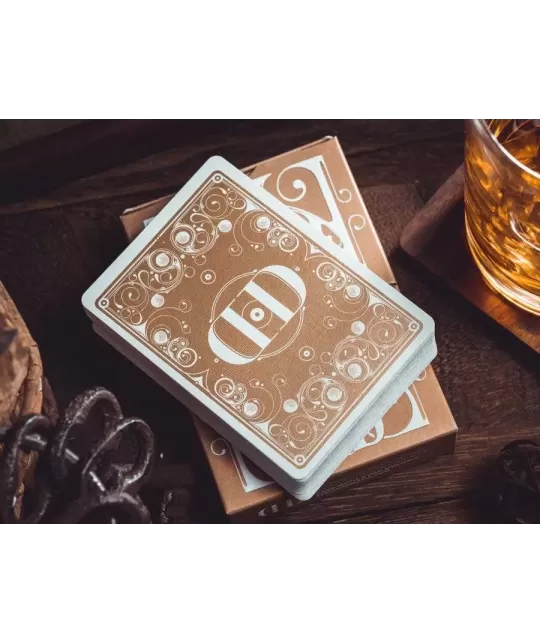 Smoke & Mirrors v8 Standard Gold – Cărți de joc premium | Emagie.ro