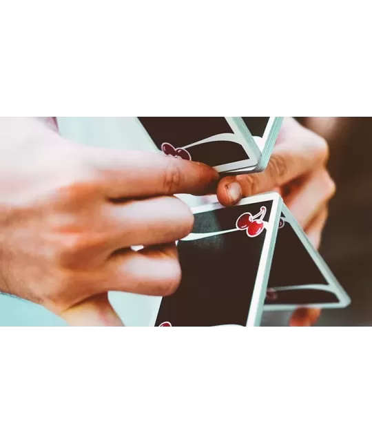 Cherry Casino V3 True Black – Cărți de joc premium | Emagie.ro