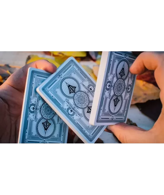 Superior Silver Arrow – Cărți de joc premium | Emagie.ro