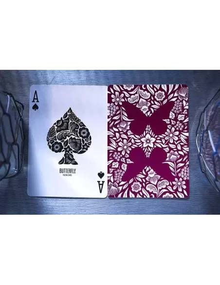 Butterfly Deck by Ondrej Psenicka – Cărți de joc premium | Emagie.ro