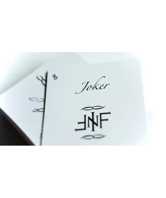 Infinitas – Cărți de joc premium | Emagie.ro