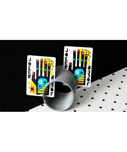 Off the Wall by Art of Play – Cărți de joc premium | Emagie.ro