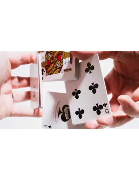 Superior Skull and Bones V2 – Cărți de joc premium | Emagie.ro