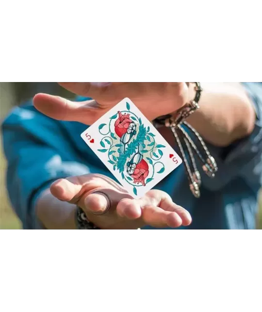 Playing Arts Future Edition Chapter 2 – Cărți de joc premium | Emagie.ro