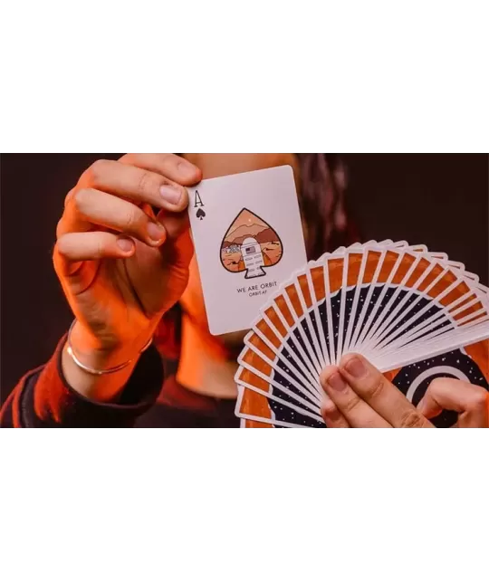 Orbit V8 – Cărți de joc premium | Emagie.ro