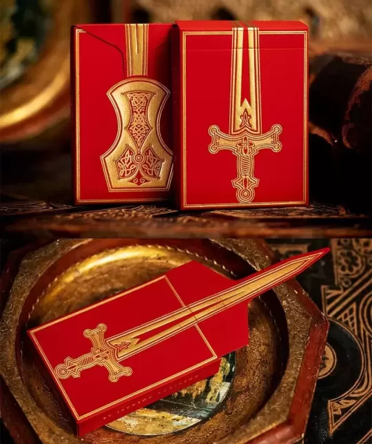 Arthurian by Kings Wild – Cărți de joc premium | Emagie.ro