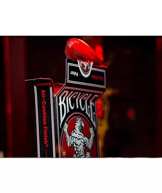 Black Tiger Revival Edition – Cărți de joc premium | Emagie.ro