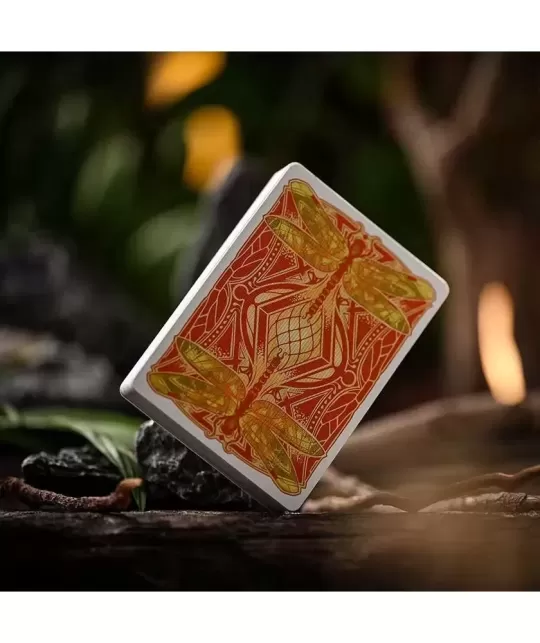 Notorious Gambling Frog Orange by Stockholm17 – Cărți de joc premium | Emagie.ro
