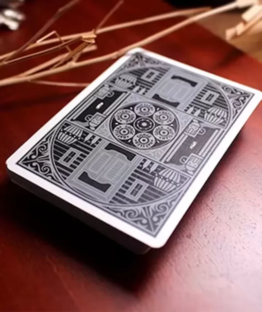 Rattler Gorge Noir Gilded – Premium Playing Cards | Emagie.ro