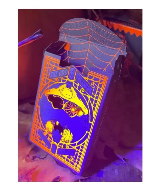 Odd Fellows Cpt Spindel Webber UV – Cărți de joc premium | Emagie.ro