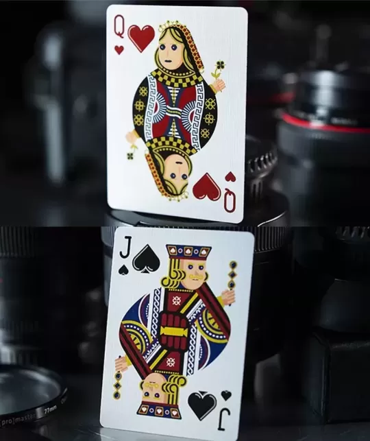 B-Roll – Playing Cards premium | Emagie.ro