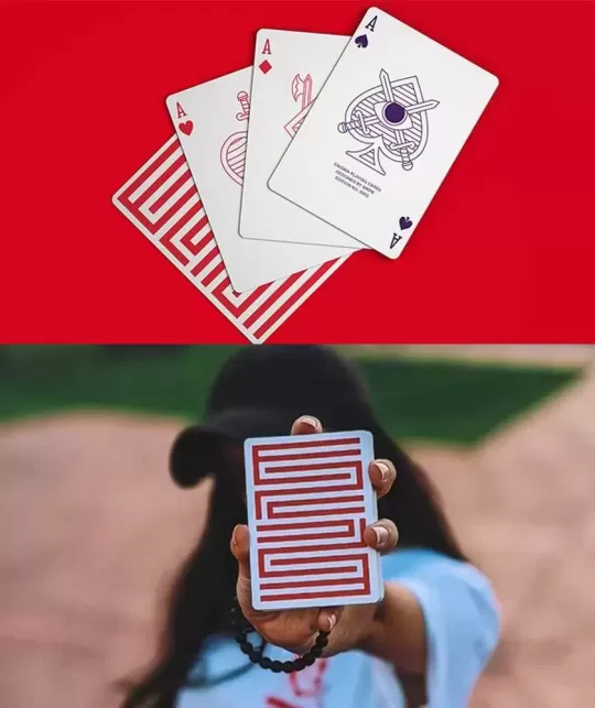 Red Enigma – Cărți de joc premium | Emagie.ro