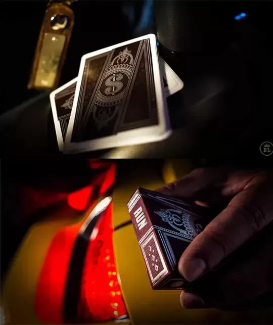 Run Heat Edition – Cărți de joc premium | Emagie.ro