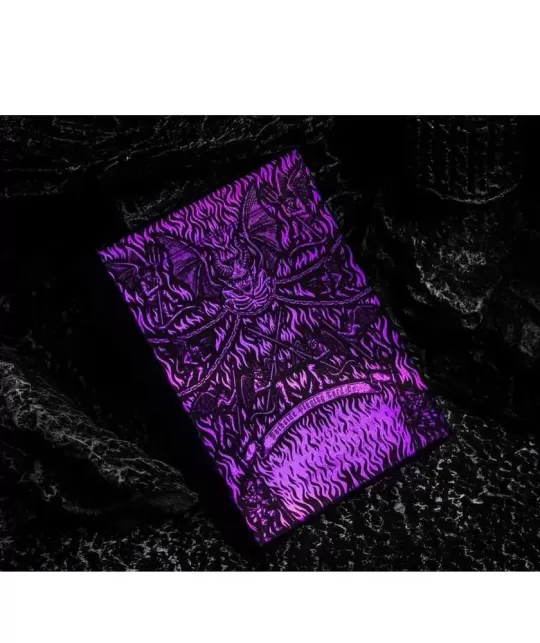 Inferno Violet Vengeance Edition – Cărți de joc premium | Emagie.ro