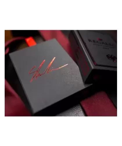 Regalia Red Signature Edition by Shin Lim – Cărți de joc premium | Emagie.ro 2