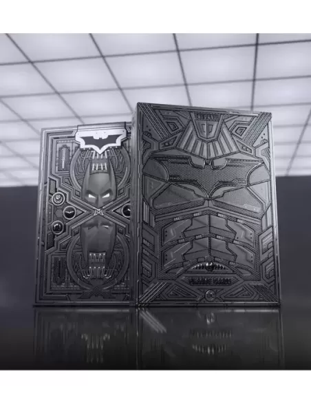 The Dark Knight x Batman by theory11 – Cărți de joc premium | Emagie.ro