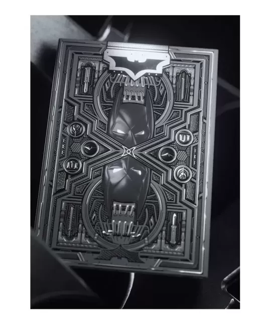 The Dark Knight x Batman by theory11 – Cărți de joc premium | Emagie.ro