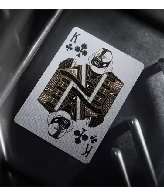 The Dark Knight x Batman by theory11 – Cărți de joc premium | Emagie.ro