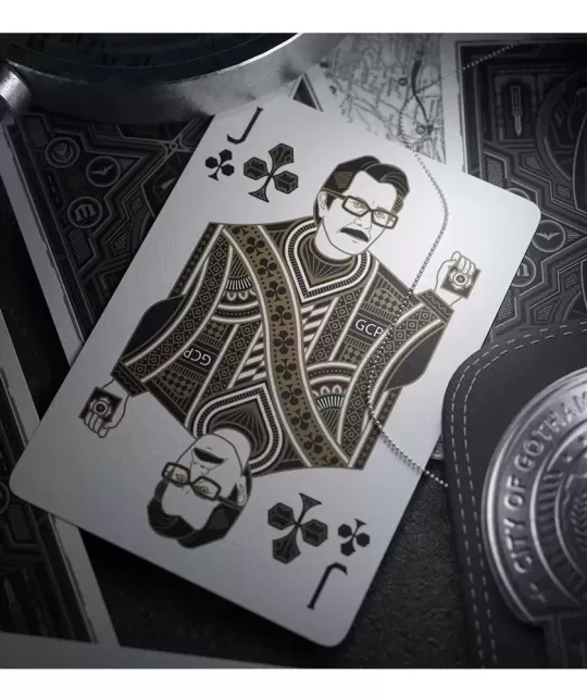 The Dark Knight x Batman by theory11 – Cărți de joc premium | Emagie.ro