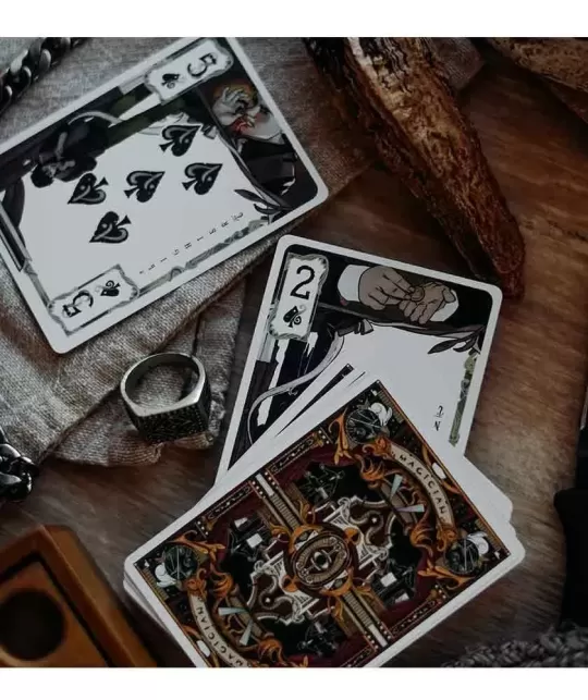 The Magicians – Playing Cards colecție exclusivă | Emagie.ro