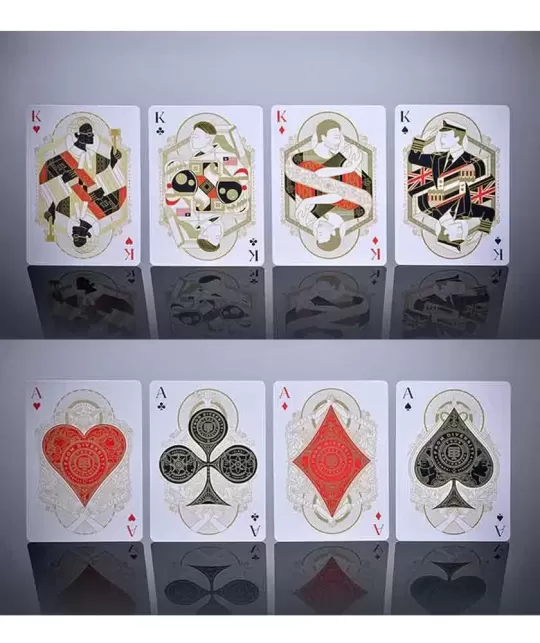 Solidarity Loving Red – Cărți de joc premium | Emagie.ro