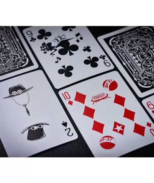 Bicycle One Piece Playing Cards – Cărți de joc premium | Emagie.ro