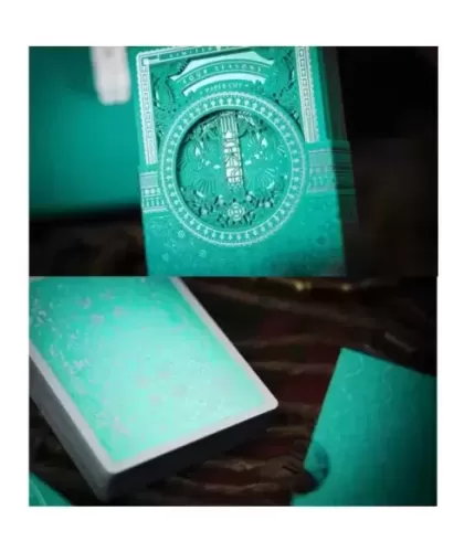 Four Seasons Leather Boxed Set – Cărți de joc premium | Emagie.ro 2