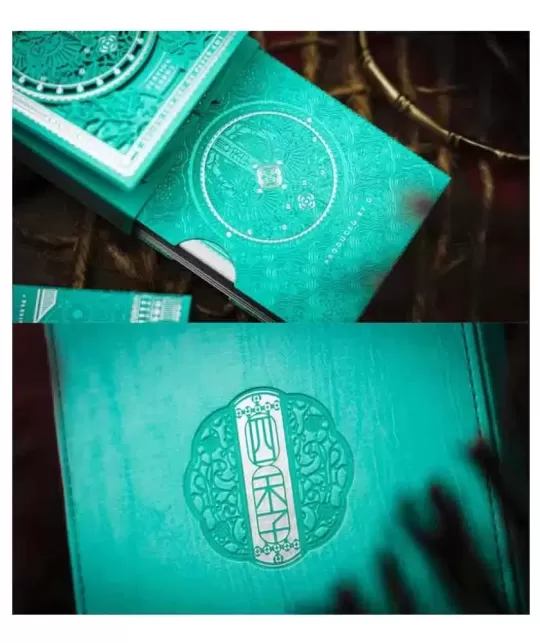 Four Seasons Leather Boxed Set – Cărți de joc premium | Emagie.ro