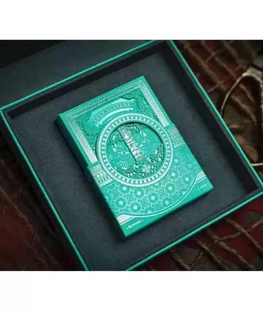 Four Seasons Leather Boxed Set – Cărți de joc premium | Emagie.ro