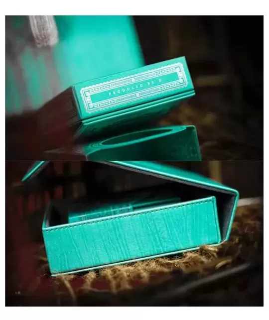 Four Seasons Leather Boxed Set – Cărți de joc premium | Emagie.ro