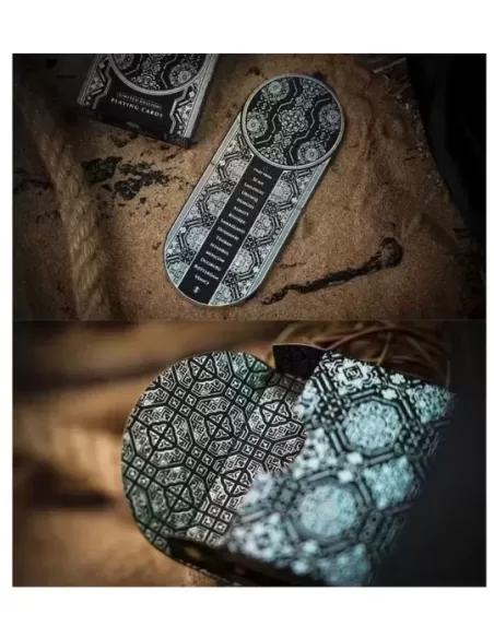 The Silk Black Boxset – Cărți de joc premium | Emagie.ro